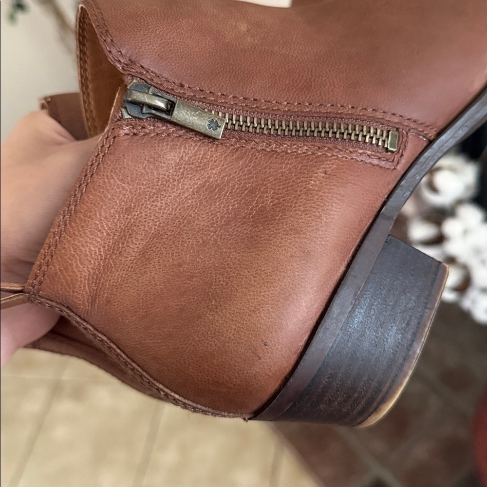Lucky Brand Women's Basel Ankle Bootie Leather Boots Toffee Size 10 - Picture 7 of 10